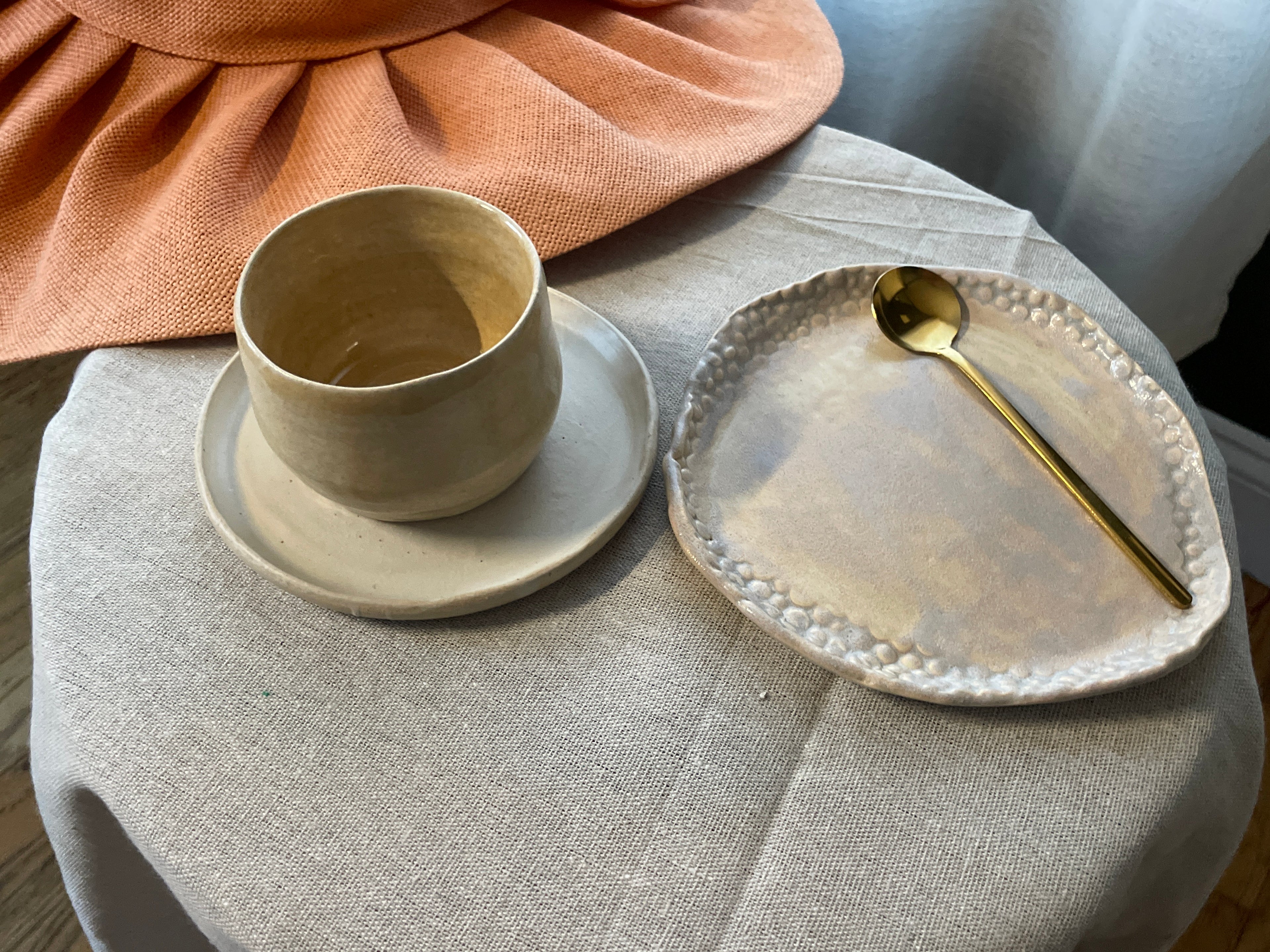 Quiet Table Collection